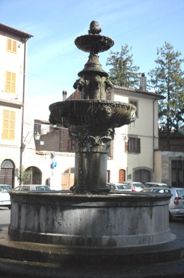 Viterbo Città d'Arte - Fontana di Piazza del Gesù