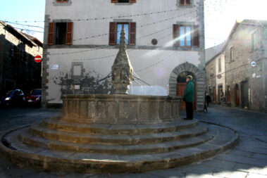 Viterbo Città d'Arte - Fontana del Piano