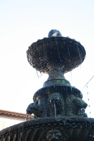 Viterbo Città d'Arte - Fontana di Piazza del Gesù