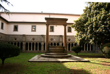Viterbo, complesso di Santa Maria in Gradi. Università della Tuscia di Viterbo.Chiostro medievale.