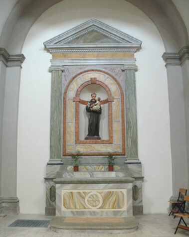 Sant'Antonio da Padova. Seconda cappella parete destra.