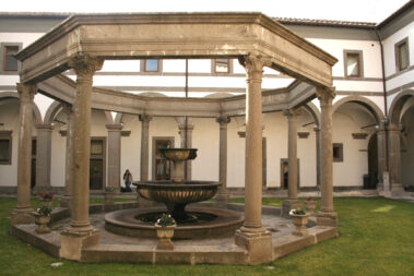 Viterbo, complesso di Santa Maria in Gradi. Università della Tuscia di Viterbo. Chiostro rinascimentale.