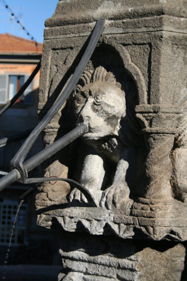Viterbo Città d'Arte - Fontana del Piano