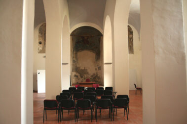 Viterbo, complesso di Santa Maria in Gradi. Università della Tuscia di Viterbo. Coro. Lato settentrionale chiostro medievale.