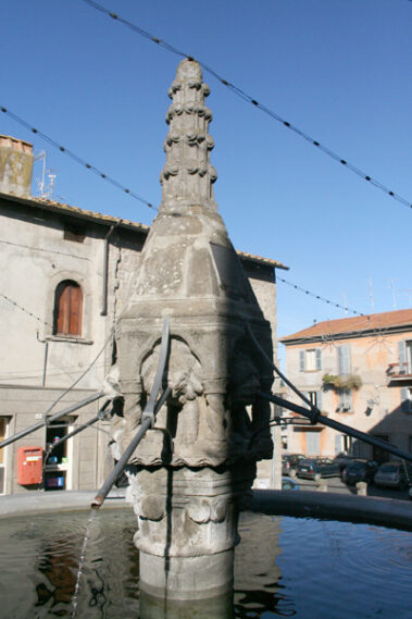 Viterbo Città d'Arte - Fontana del Piano