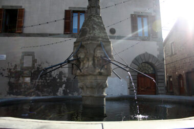Viterbo Città d'Arte - Fontana del Piano